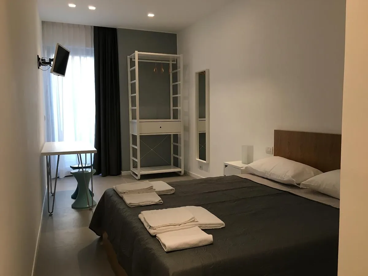 B&B Brezza di Mare Aci Castello Bed & Breakfast