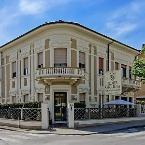 Gigliola 3* Lido di Camaiore